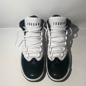 Jordan max aura. Size US men’s 12. Worn once.